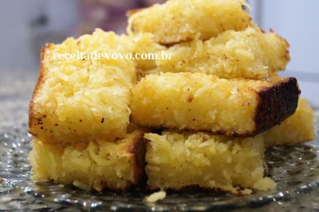 Bolo de mandioca fácil