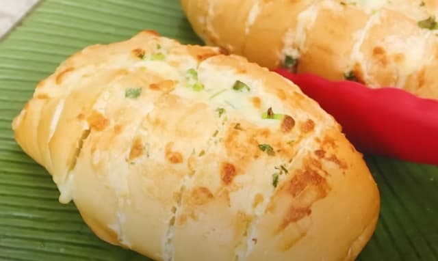 Como calcular a quantidade de pão de alho para um churrasco para 10 pessoas
