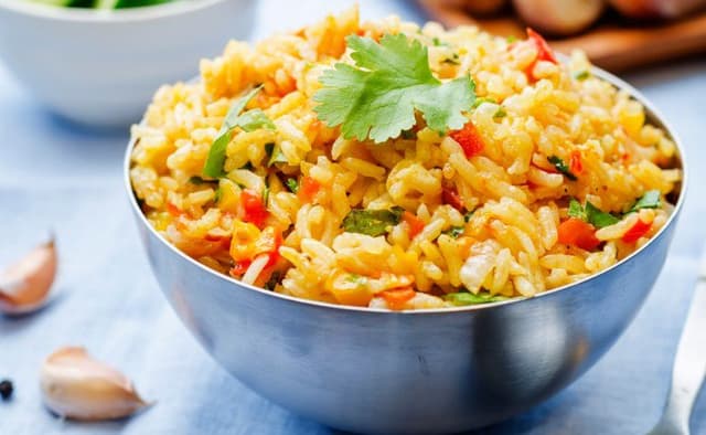 10 receitas de arroz para acompanhar o seu churrasco