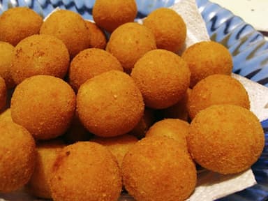 Bolinha De Queijo