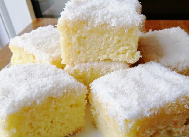 Bolo de coco rápido
