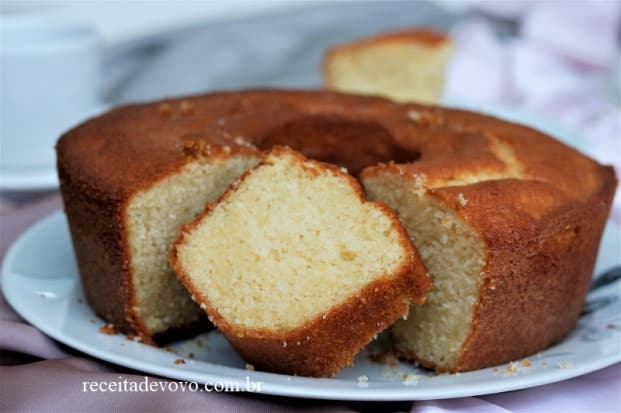 Receita de bolo de fubá integral - Mamãe Plugada