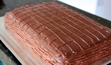 Bolo de pão de mel de liquidificador