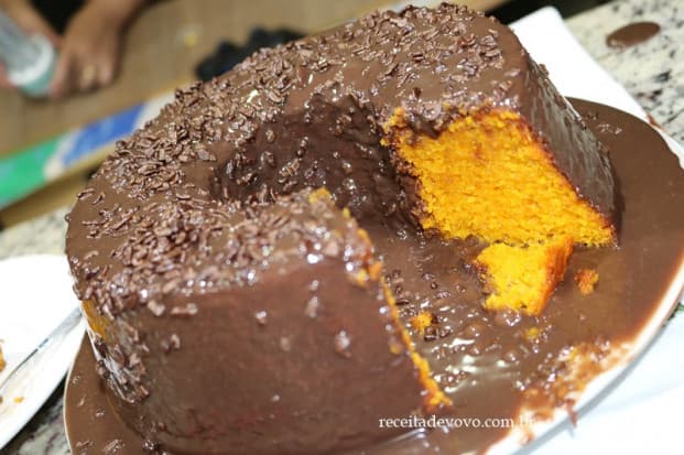 Como fazer receita de bolo de cenoura