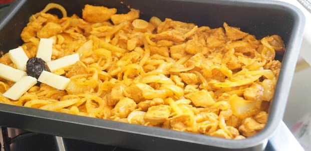 Cubinhos de frango cozido