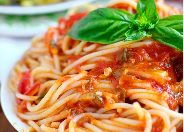 Macarrão ao Sugo - Receita de Vovó
