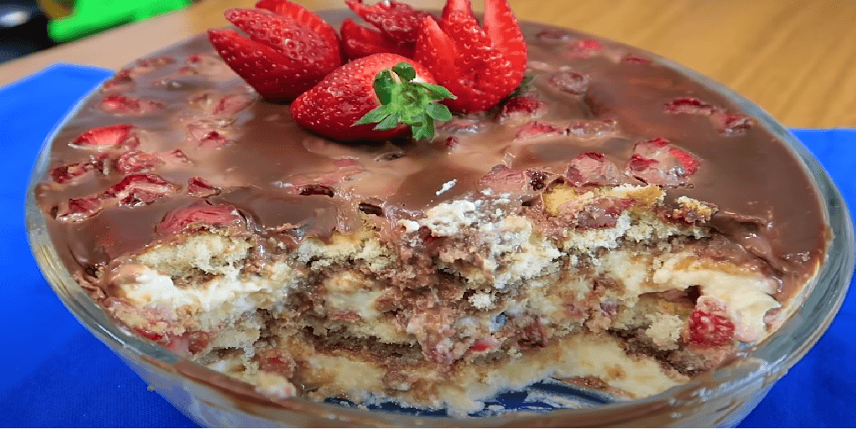 Receita de pavê de chocolate com morango