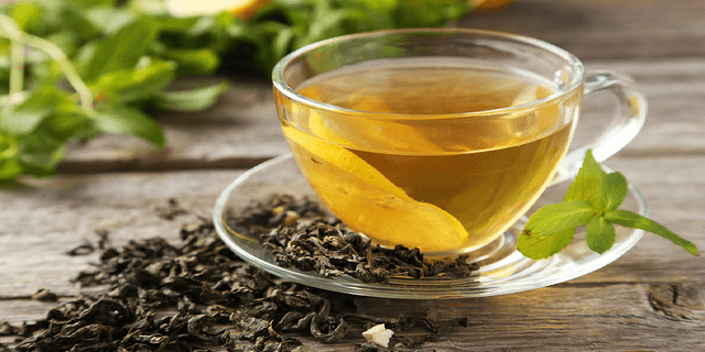 Chá de mirra para tratamento de gengivite