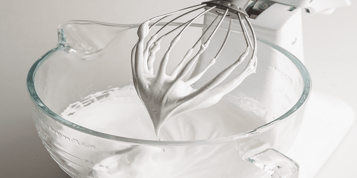 Receita de Merengue suíço em banho-maria