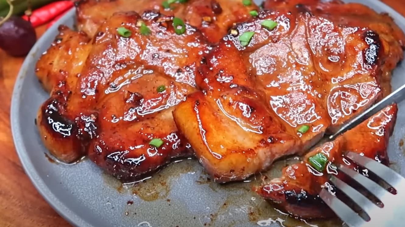 Bife de Porco com Geleia de Pimenta