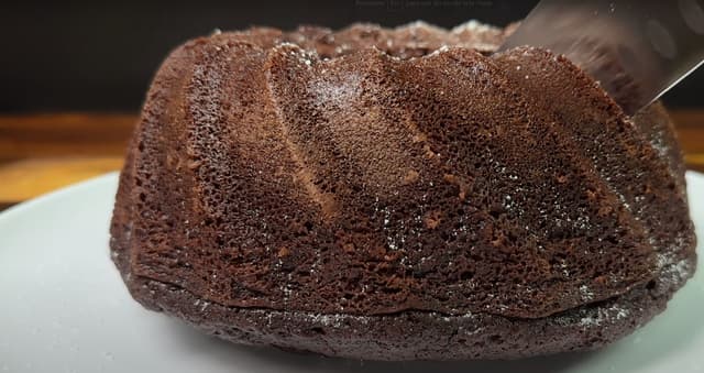 Bolo de Chocolate Sem Ovo e Sem Leite