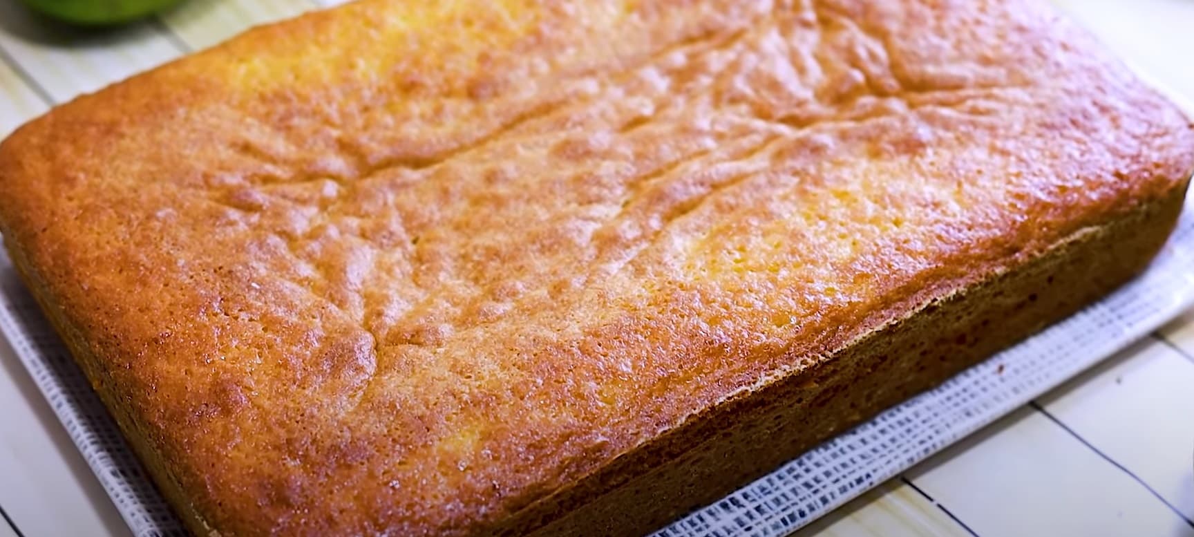 Bolo de trigo Simples e amanteigado