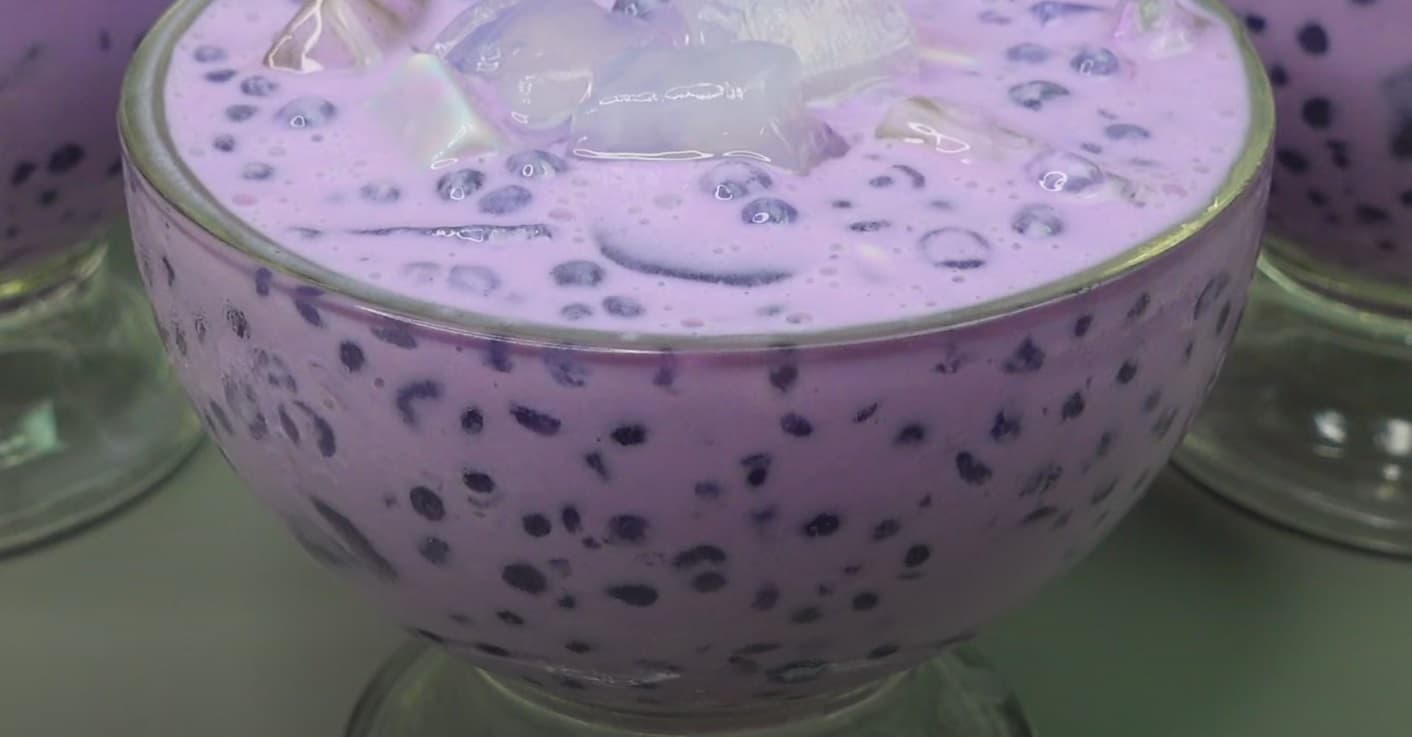 Sagu com creme de uva