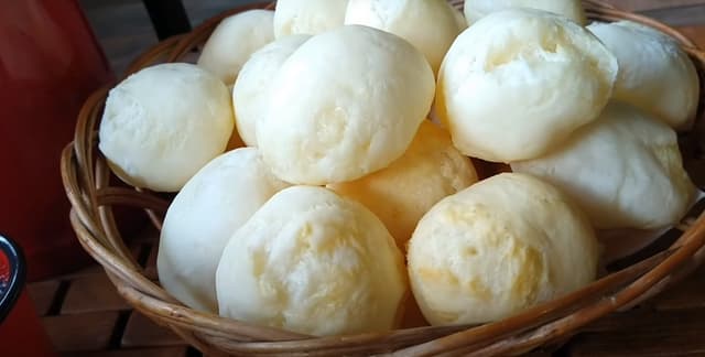 Pão de Queijo sem Queijo