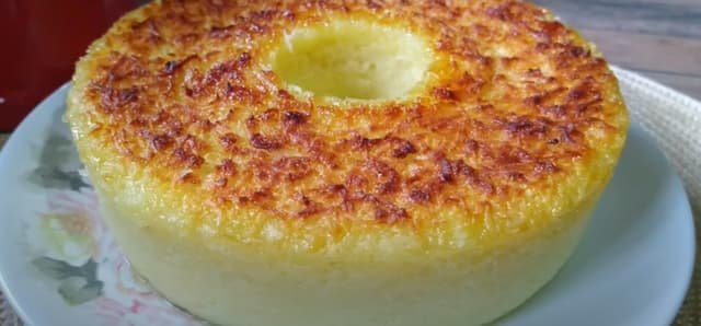 Bolo de Mandioca Crua e Cremosa