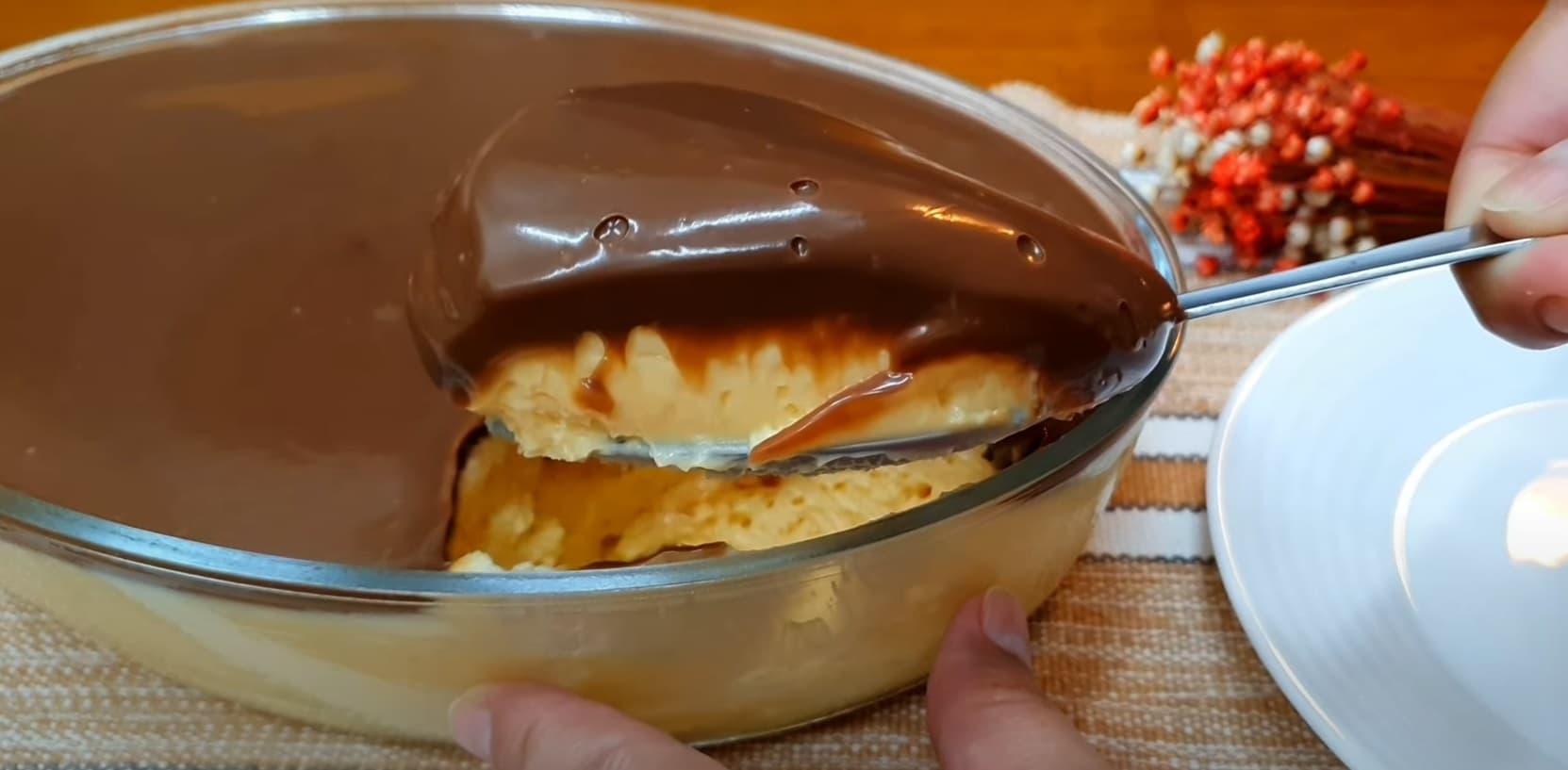 Pavê de Creme de Gemas com Cobertura de Ganache