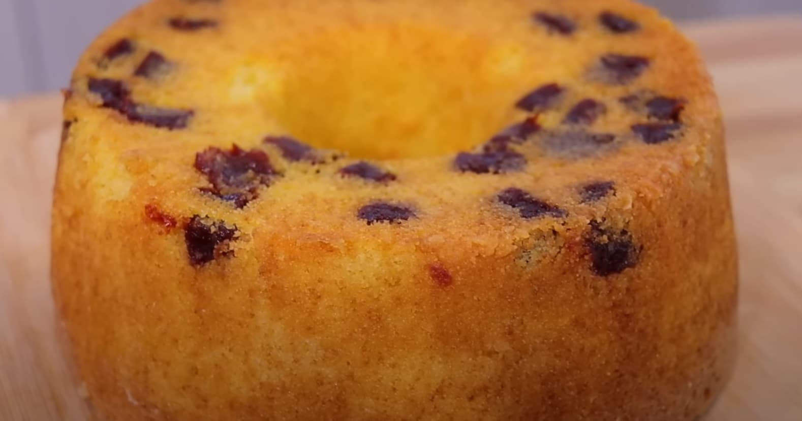 Bolo de Fubá com Milho e Geleia de Morango Bem Fofinho