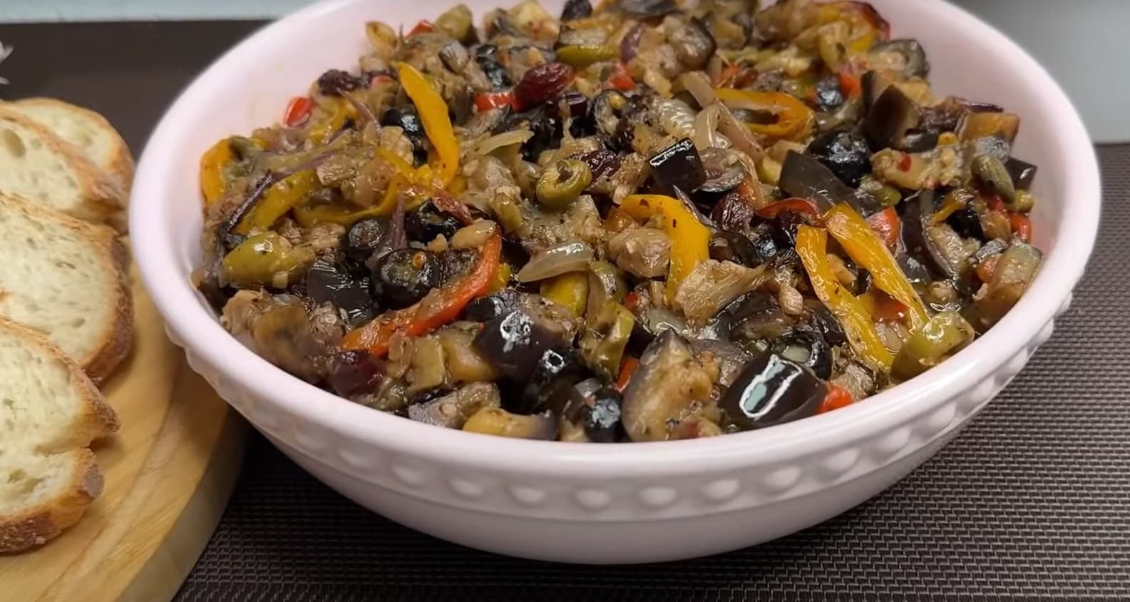 Antepasto de berinjela com azeite simples