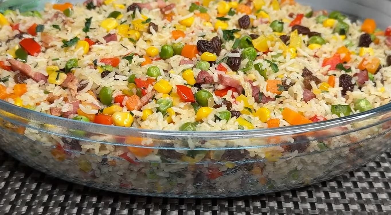 Arroz clássico colorido simples