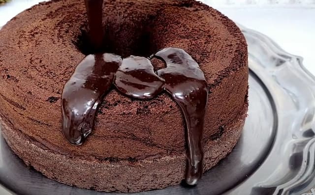 Bolo de chocolate de liquidificador