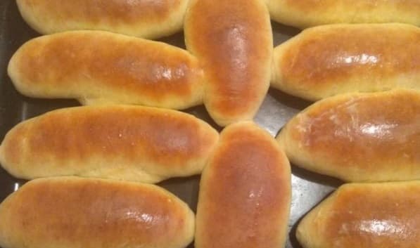 Pãozinho de batata recheado com frango e catupiry