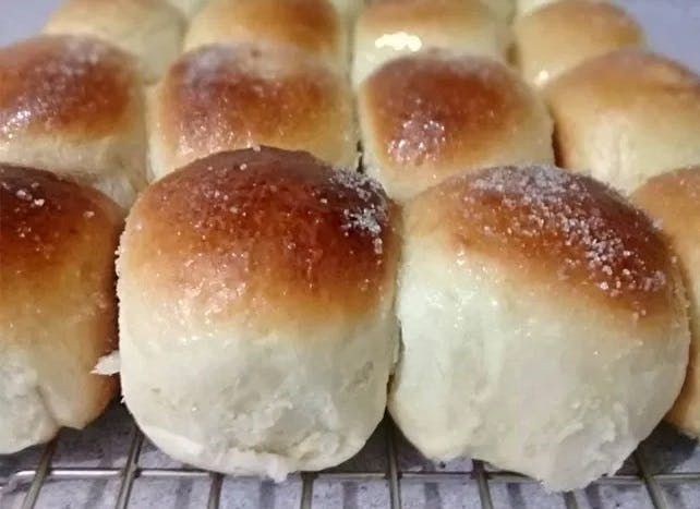 Receita de pão doce de liquidificador com calda de açúcar