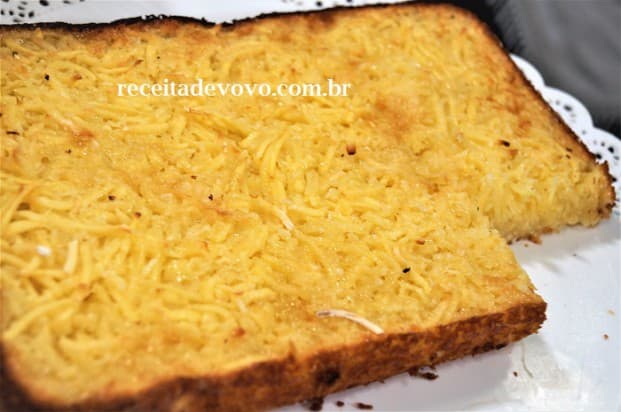 Bolo de mandioca muito fácil
