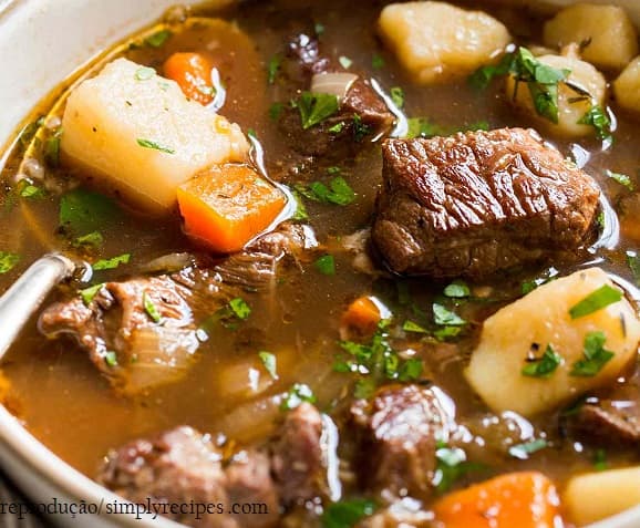 Carne de panela com legumes especial