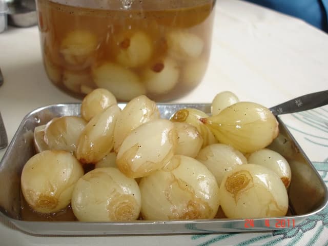 Cebolas em conserva