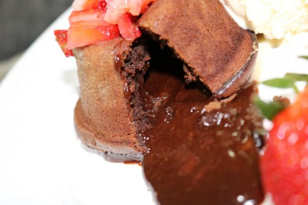 Como fazer o bolinho de Petit Gateau de maneira rápida