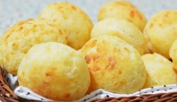 Pão de queijo de liquidificador fácil