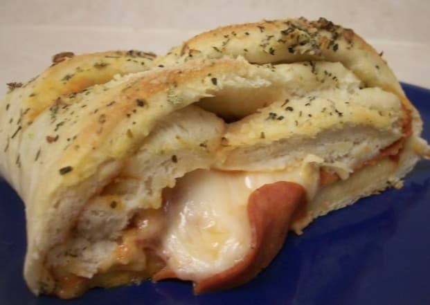 Receita de pão de calabresa com queijo