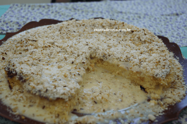 Torta de requeijão cremoso com coco