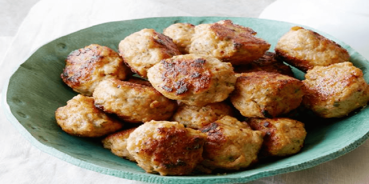 Receita de Almôndega de frango fácil e rápida