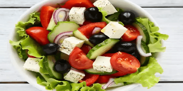 Salada mediterrânea