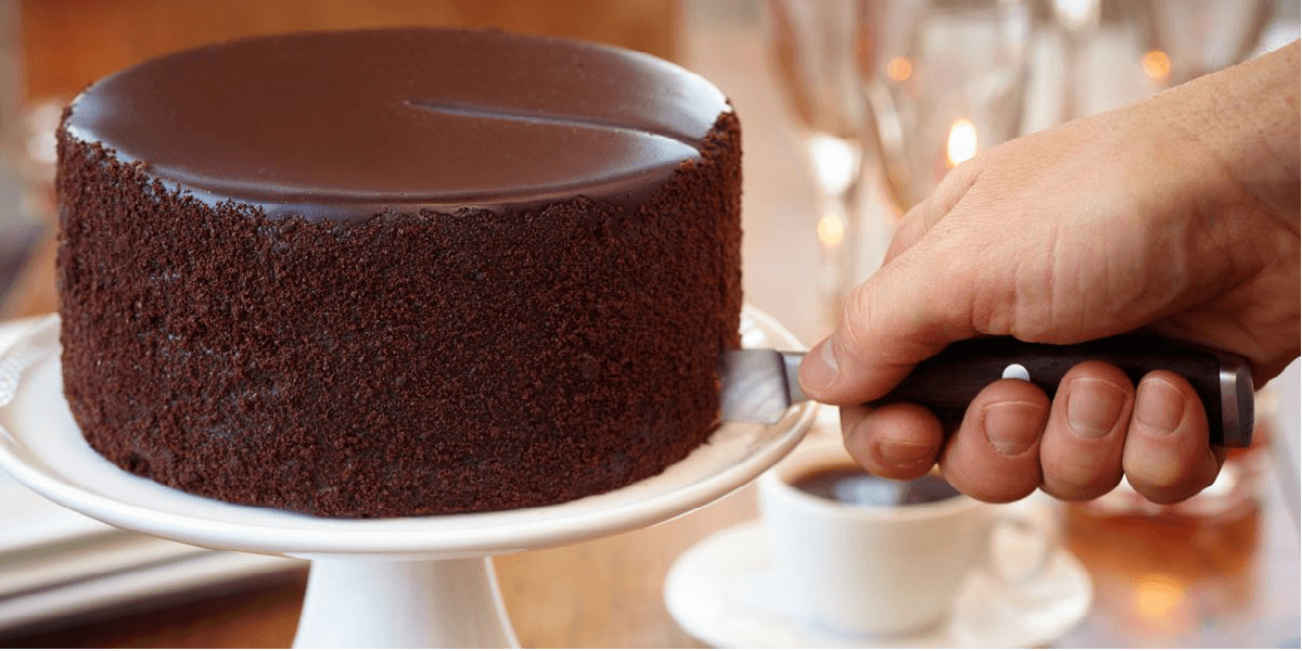 Receita de Bolo de chocolate fofinho de liquidificador da vovó