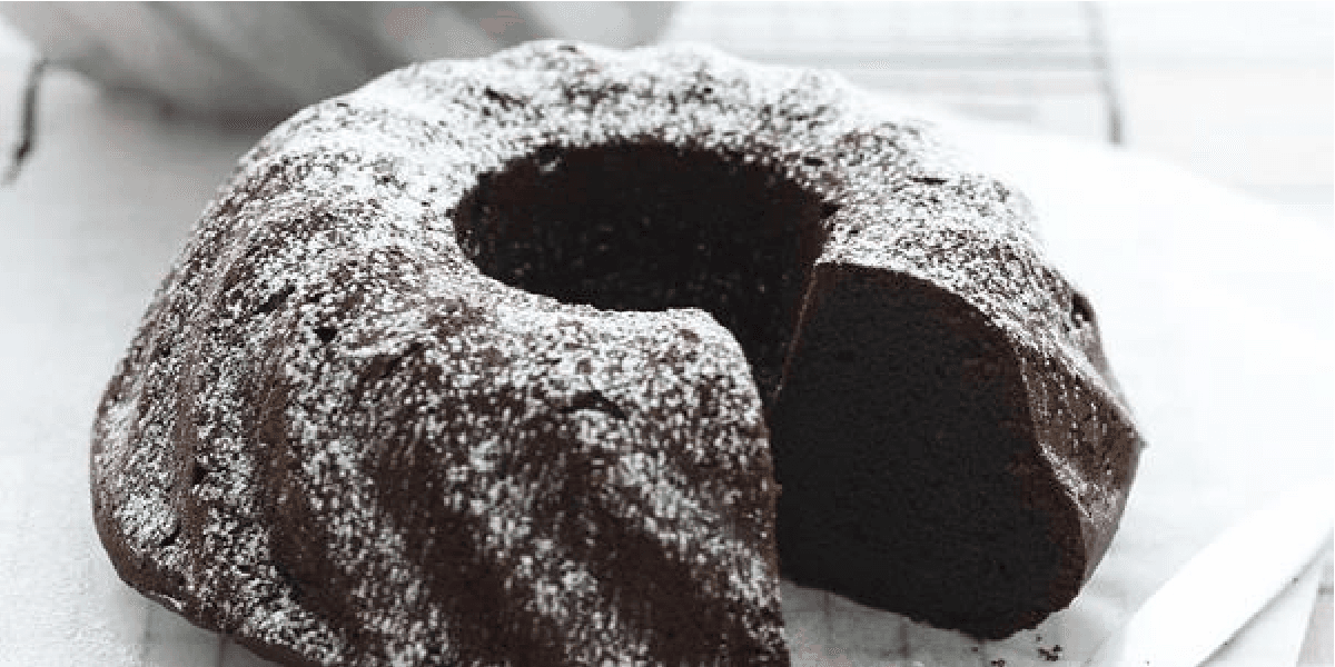 Receita de Bolo de chocolate fofinho na batedeira