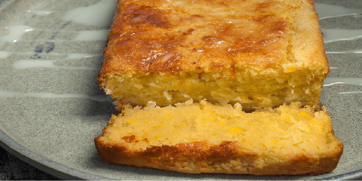 Receita de Bolo de milho verde com queijo minas