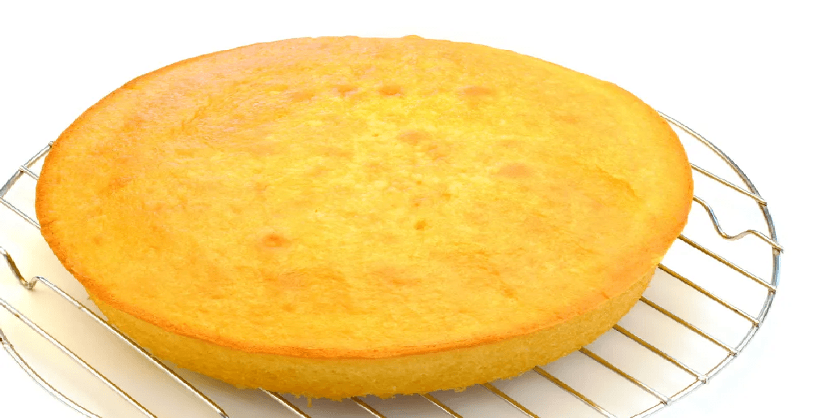 Receita de Bolo simples com água e óleo de liquidificador