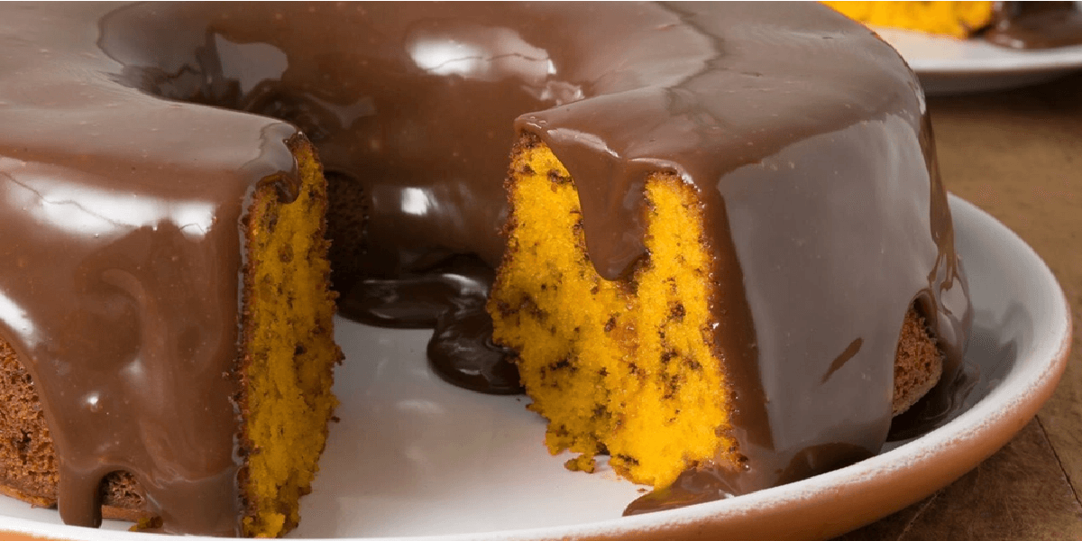 Receita de Cobertura de chocolate com leite condensado para bolo de cenoura