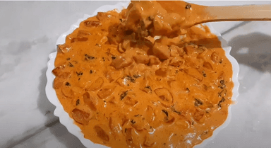 Molho de cachorro quente cremoso com requeijão