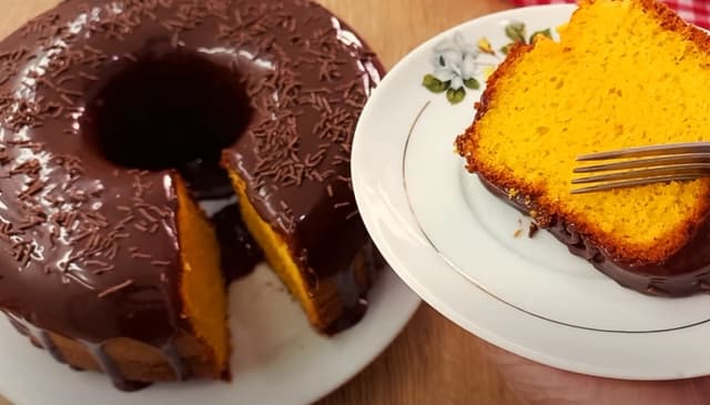 Receita de Bolo de cenoura Tradicional