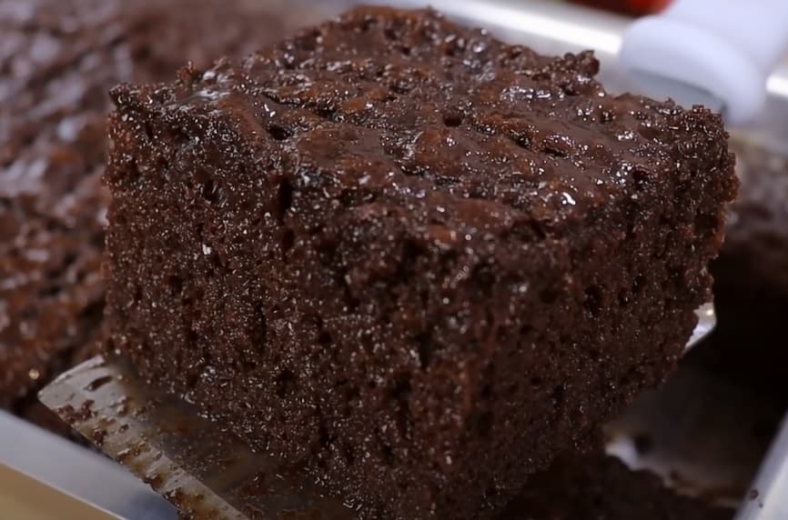 Bolo de chocolate úmido