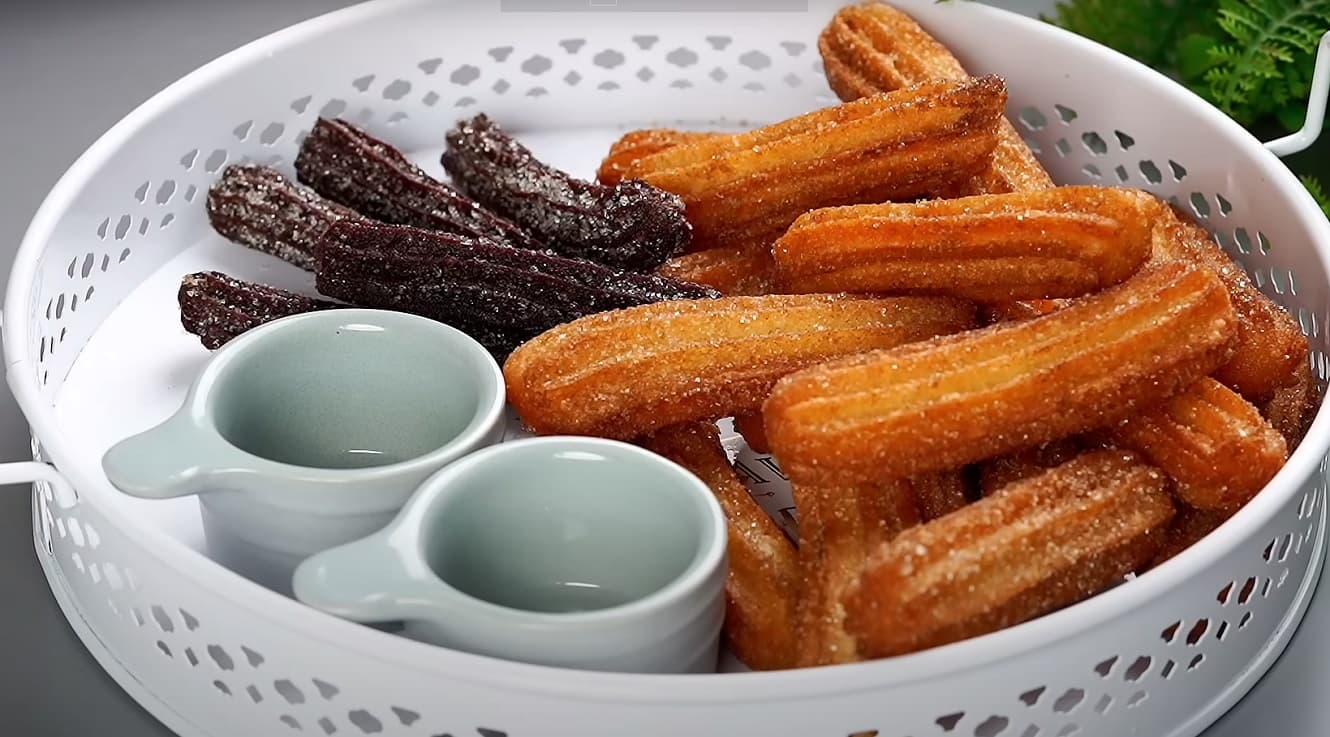 Churros Duplo Sabor: Chocolate e Baunilha