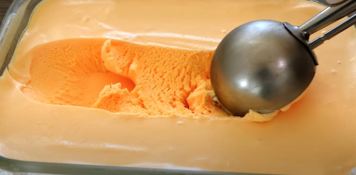 sorvete Cremoso de Mamão com Iogurte