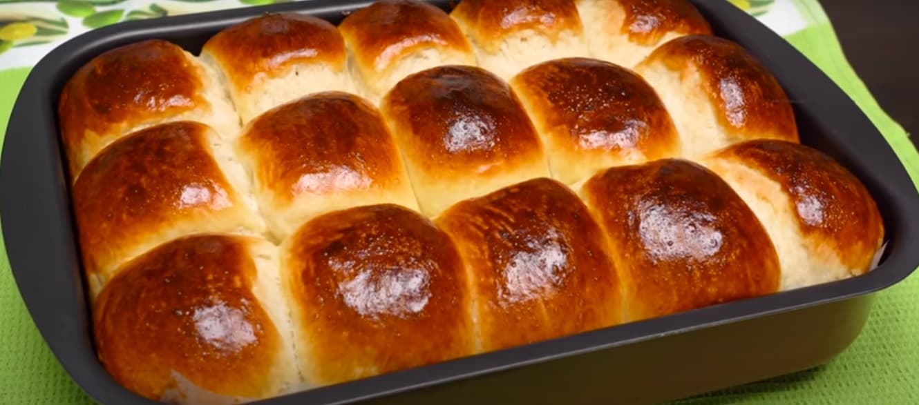 Pãozinho Simples de Liquidificador com Massa que Não Precisa Sovar