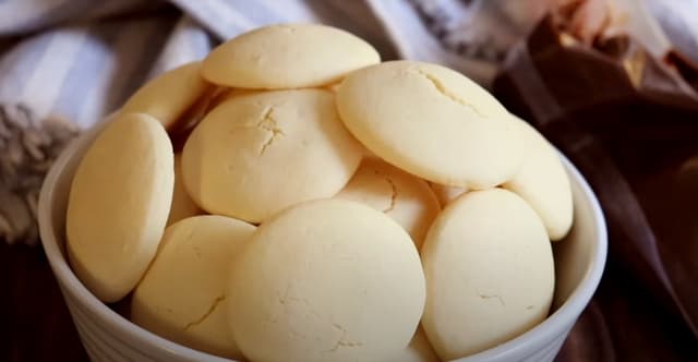 Bolacha de queijo com maizena