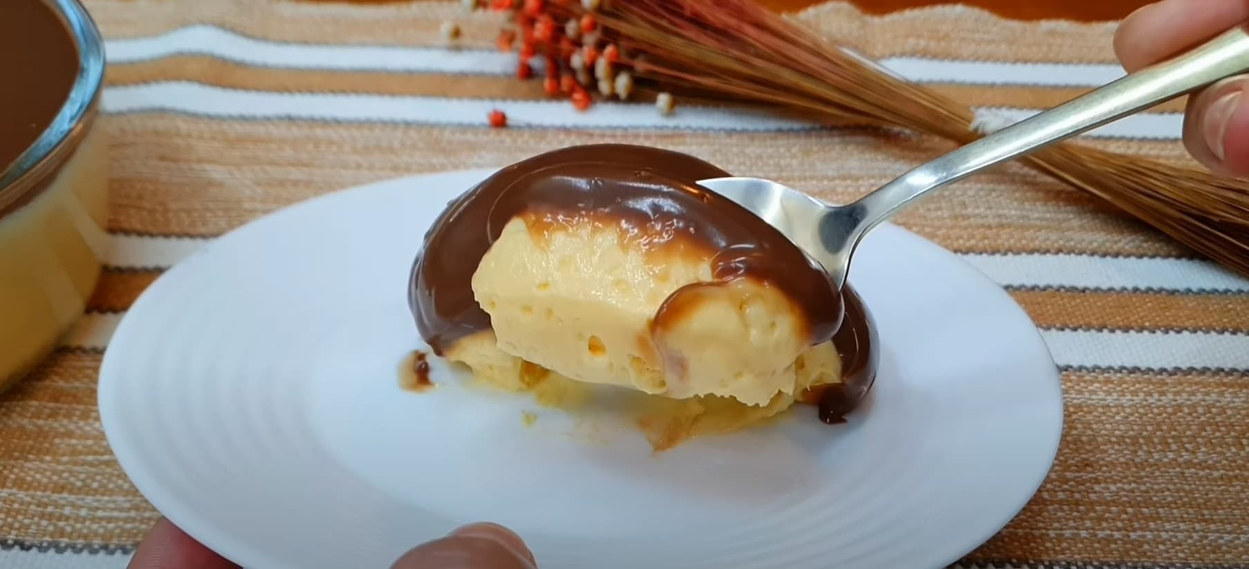 Mousse de Maracujá com Cobertura de Brigadeiro